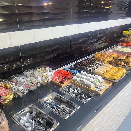Hotel Azcona Ноха Екстериор снимка