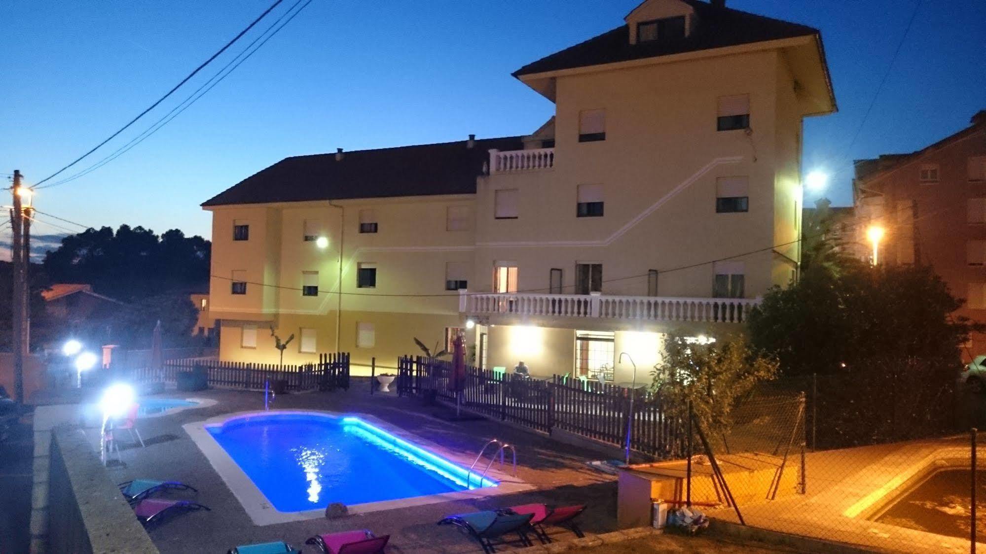 Hotel Azcona Ноха Екстериор снимка