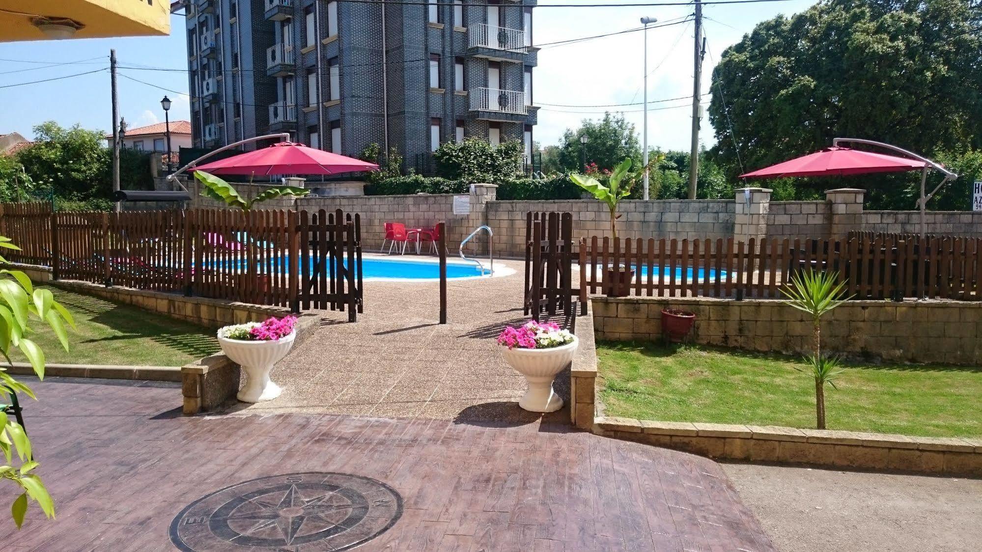 Hotel Azcona Ноха Екстериор снимка